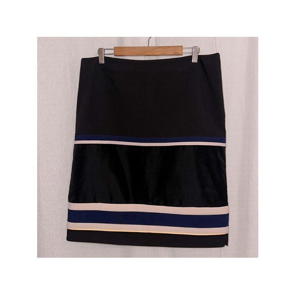 WHBM 16 Black Color Block Horizontal Stripes Details Professional Pencil Skirt